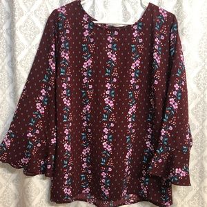 Women’s floral shirt